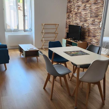 Appartement Tout Confort Vue Sur Les Forts Salins-les-Bains Esterno foto
