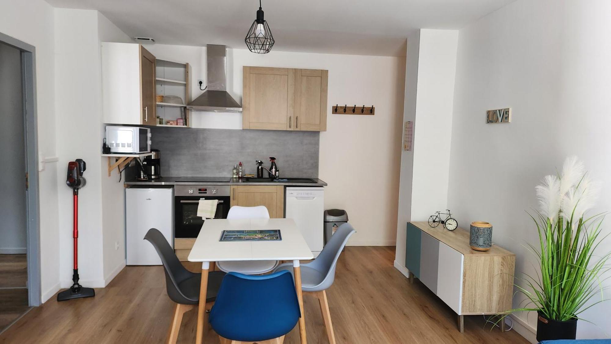 Appartement Tout Confort Vue Sur Les Forts Salins-les-Bains Esterno foto